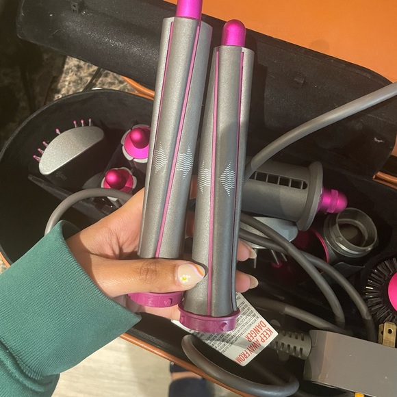 Dyson Pink HS01 Airwrap Complete Styler! W New Coanda and long barrel attachs. - Picture 14 of 16